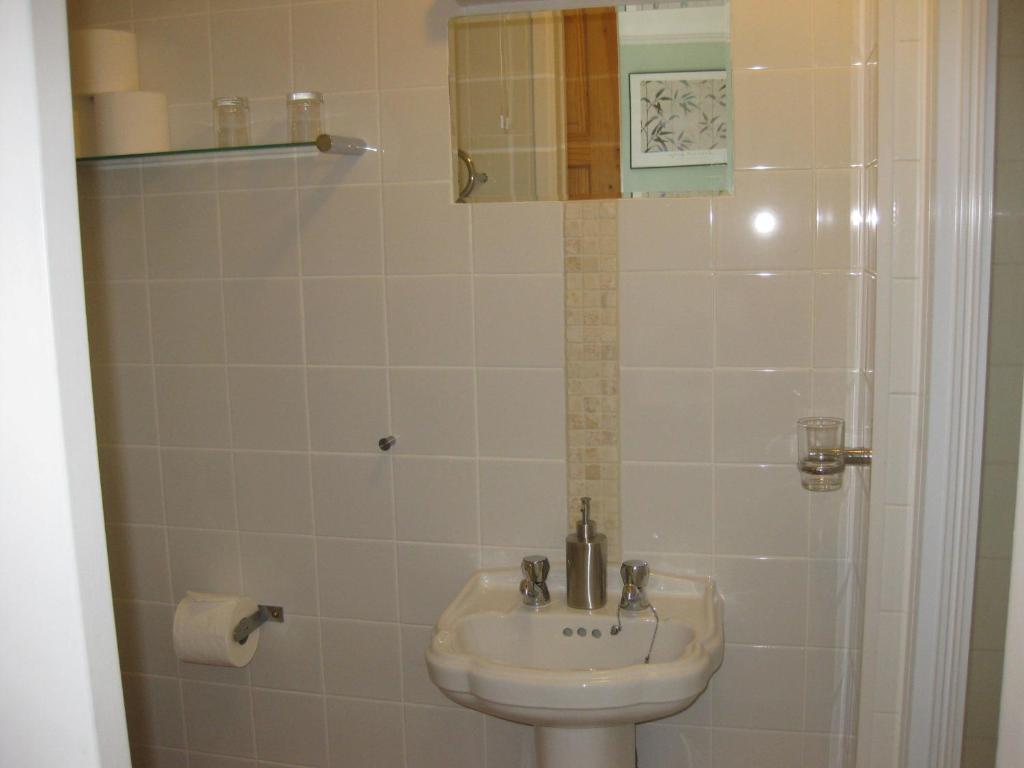 Acorns Guest House Кюм Мартин Стая снимка
